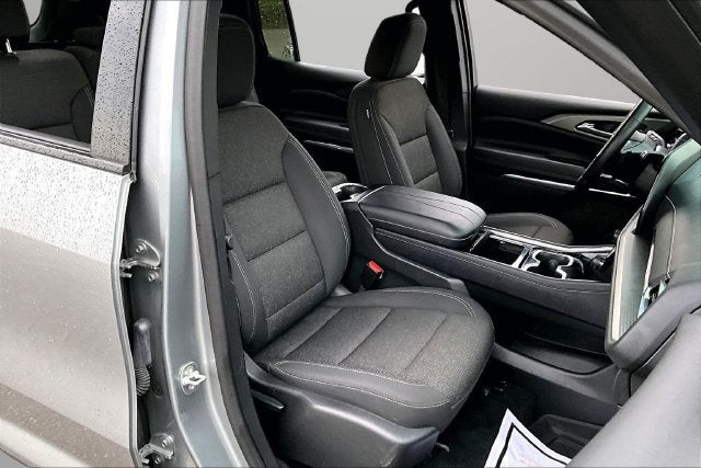 2024 Chevrolet Traverse LS