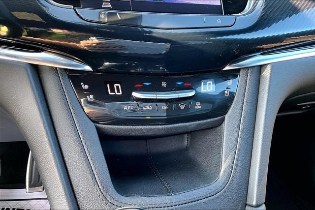 2023 Cadillac XT6 Sport