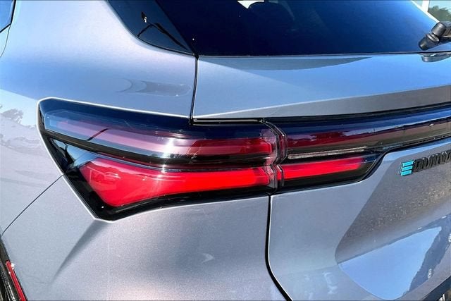 2024 Chevrolet Equinox EV RS - Photo 28