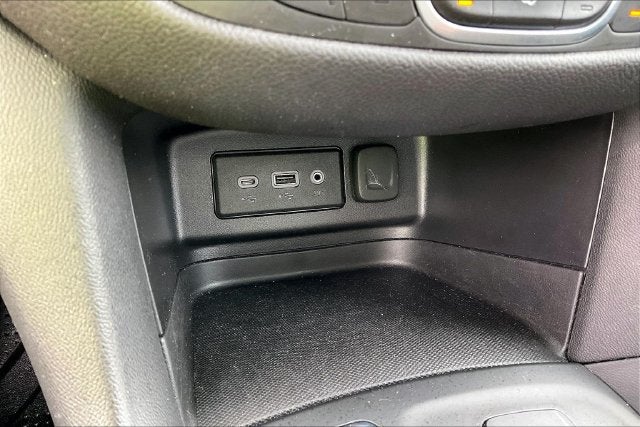 2024 Chevrolet Equinox LT - Photo 33