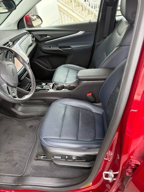 2023 Chevrolet Bolt EUV LT