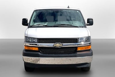 2023 Chevrolet Express Passenger 3500 1LT