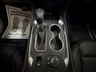 2022 Chevrolet Traverse LT Leather