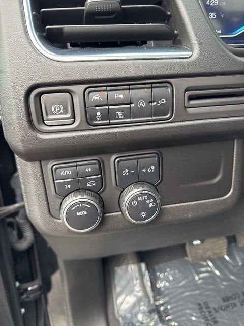 2022 Chevrolet Suburban RST