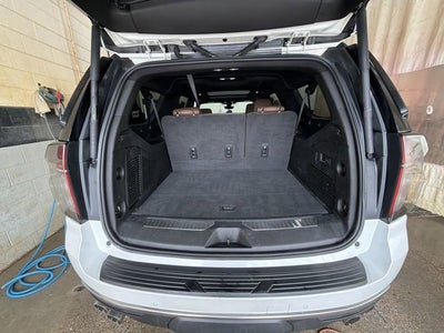 2022 Chevrolet Suburban High Country