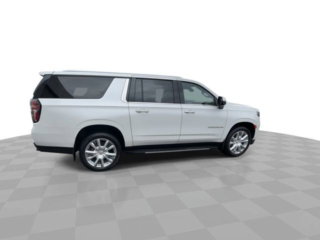 2022 Chevrolet Suburban High Country