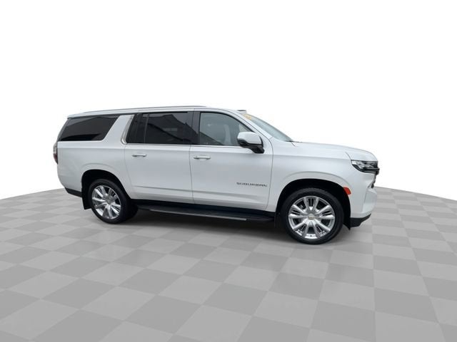 2022 Chevrolet Suburban High Country