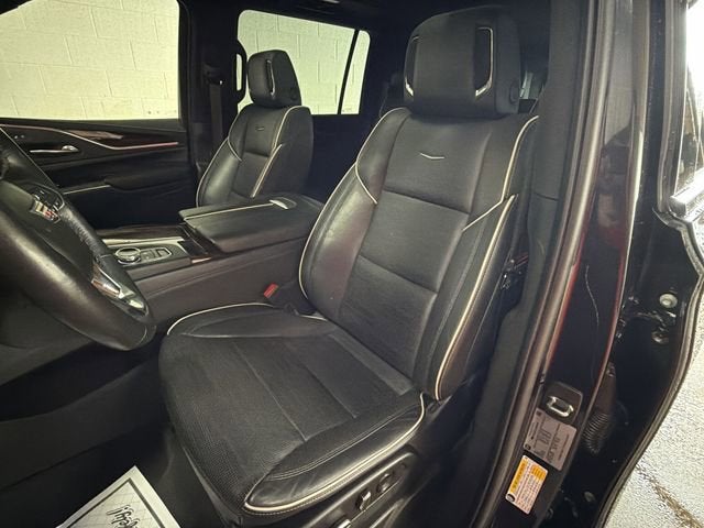 2022 Cadillac Escalade ESV Premium Luxury