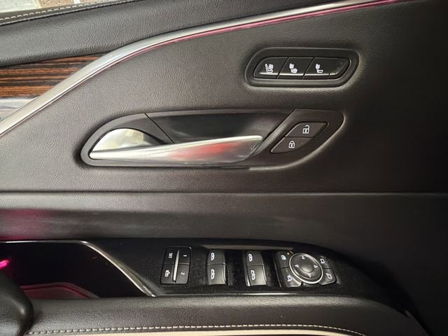 2022 Cadillac Escalade ESV Premium Luxury