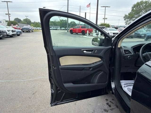 2019 Ford Edge SE