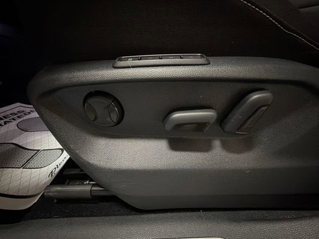 2022 Volkswagen Tiguan 2.0T SEL R-Line