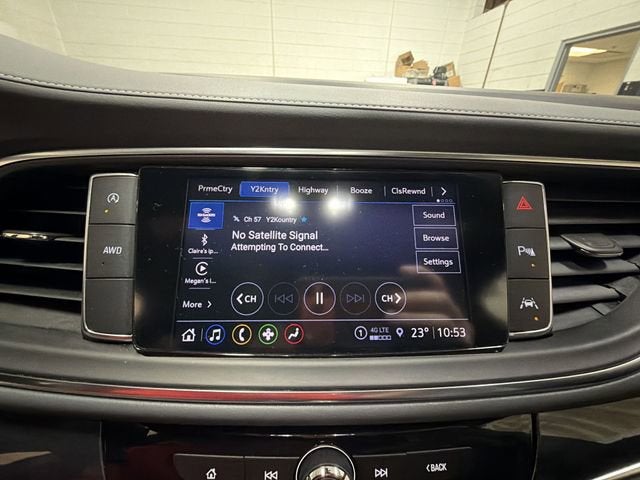 2023 Buick Enclave Essence