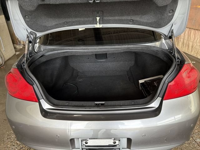 2012 INFINITI G37x x