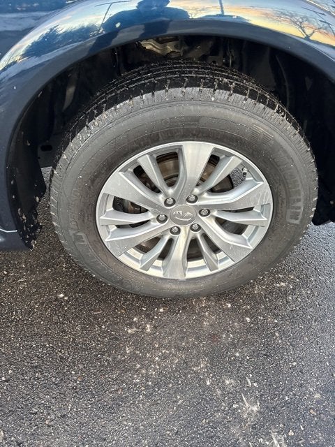 2017 INFINITI QX80 Base