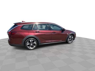 2019 Buick Regal TourX Essence
