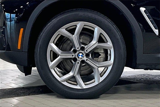 2023 BMW X4 xDrive30i