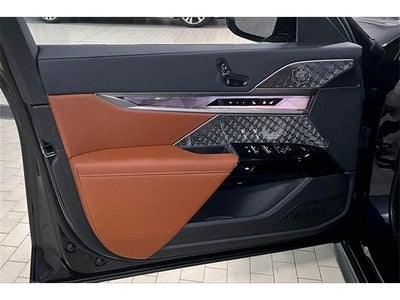 2025 BMW 7 Series 760i xDrive M Sport Professional