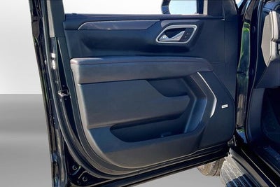 2024 Chevrolet Suburban RST