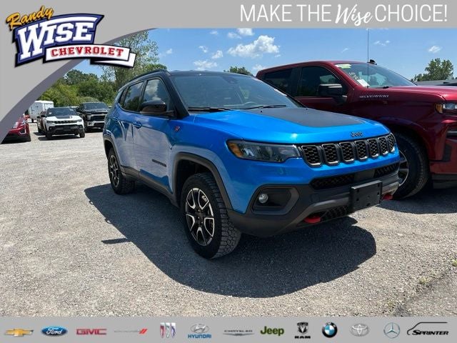 2025 Jeep Compass Trailhawk 4X4's photo
