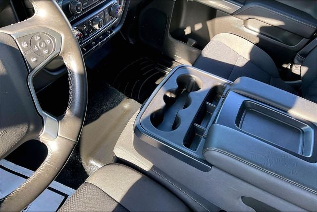 2017 Chevrolet Silverado 1500 LT Z71 - Photo 17