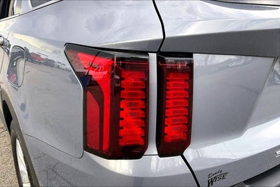 2022 Kia Sorento LX