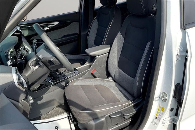 2025 Chevrolet TrailBlazer LS