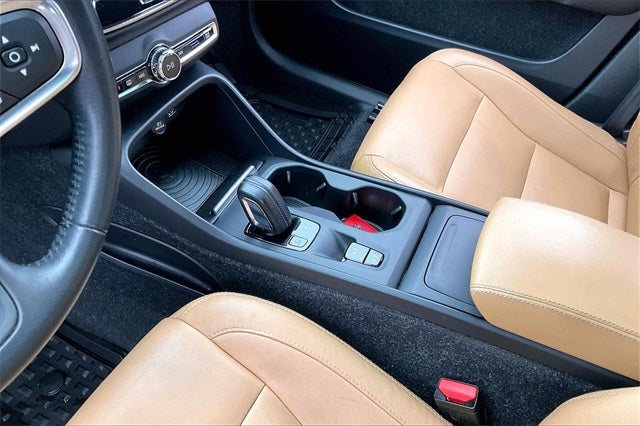 2019 Volvo XC40 Momentum