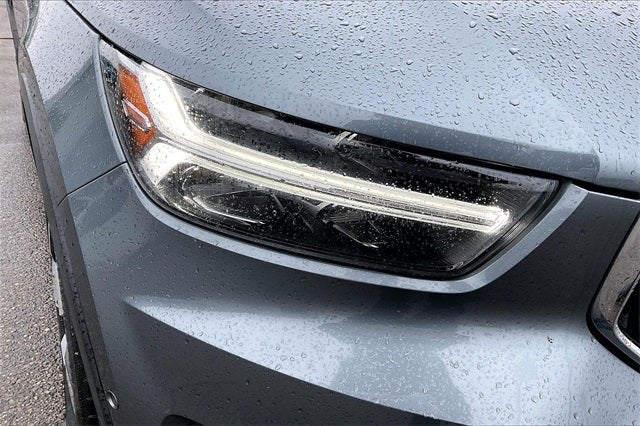 2019 Volvo XC40 Momentum