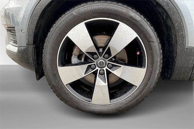 2019 Volvo XC40 Momentum