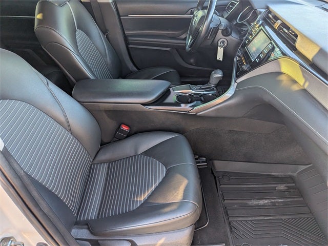 2019 Toyota CAMRY SE