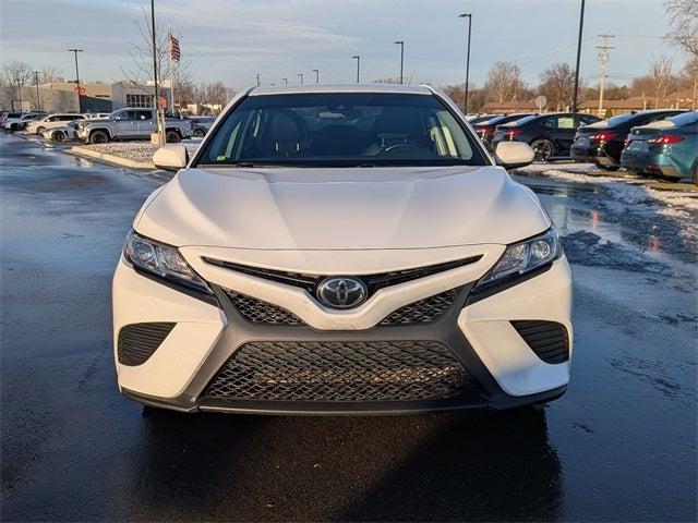 2019 Toyota CAMRY SE