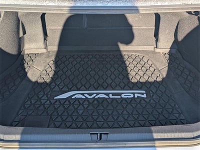 2019 Toyota AVALON HYBRID XLE Plus