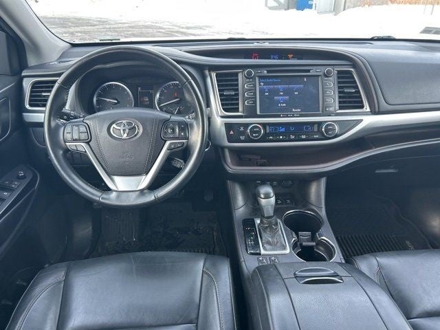 2018 Toyota HIGHLANDER XLE