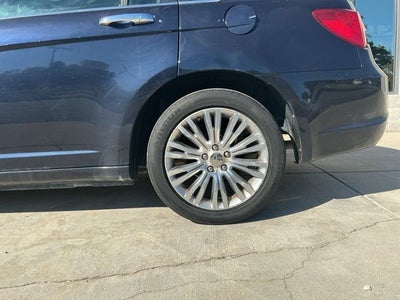 2011 Chrysler 200 Limited