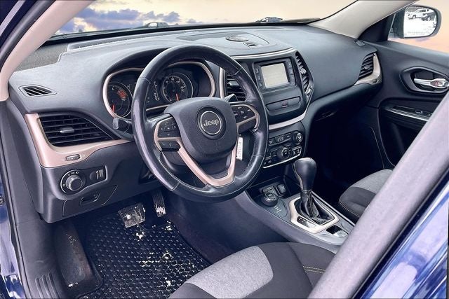 2016 Jeep Cherokee Sport