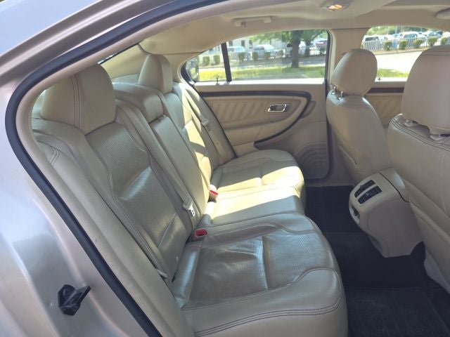 2018 Ford Taurus Limited