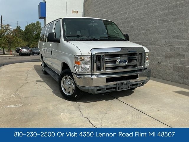 2010 Ford E-350SD XLT