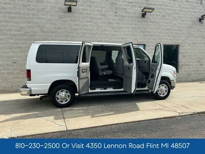 2010 Ford E-350SD XLT