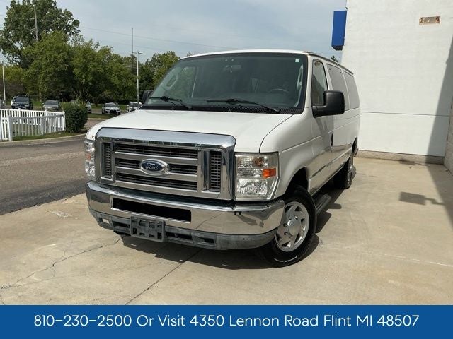 2010 Ford E-350SD XLT