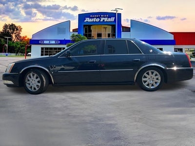 2009 Cadillac DTS Base