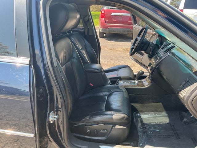 2009 Cadillac DTS Base