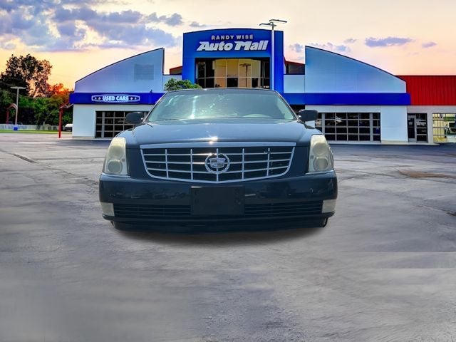 2009 Cadillac DTS Base