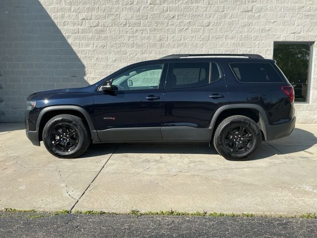 2022 GMC Acadia AT4