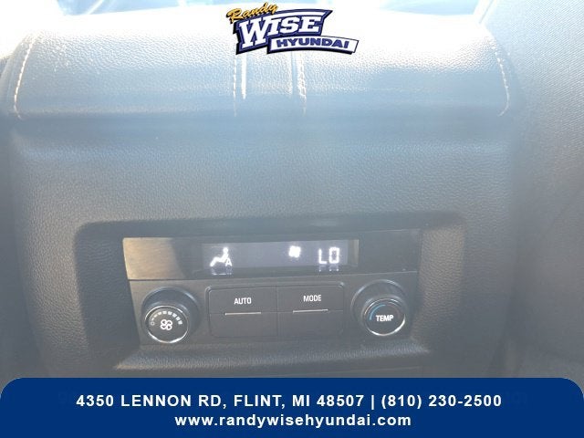 2018 Chevrolet Traverse LT Cloth w/1LT