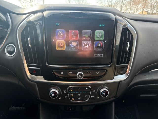 2018 Chevrolet Traverse LT Cloth w/1LT