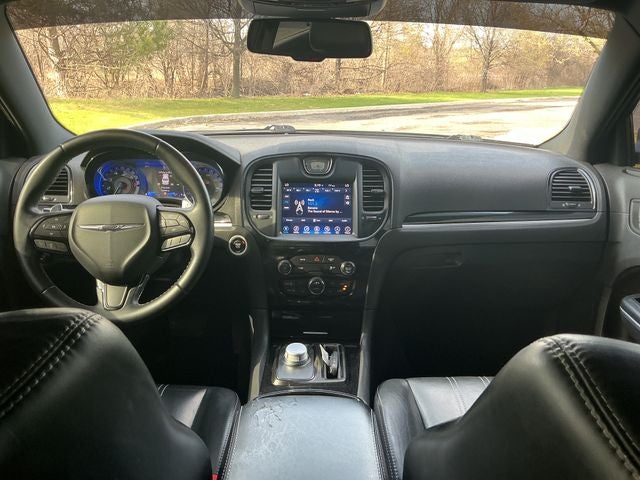 2017 Chrysler 300 S