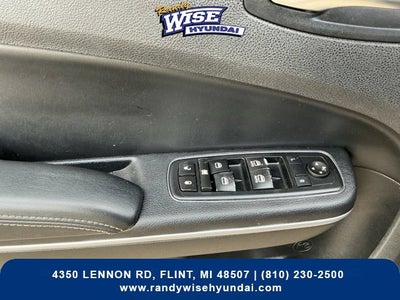 2019 Chrysler 300 S