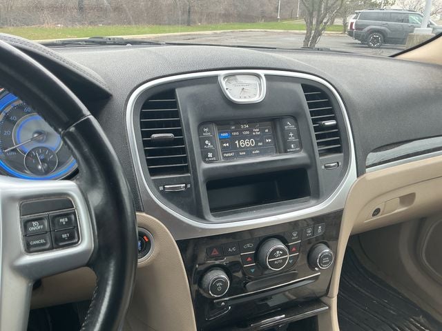 2012 Chrysler 300 Limited