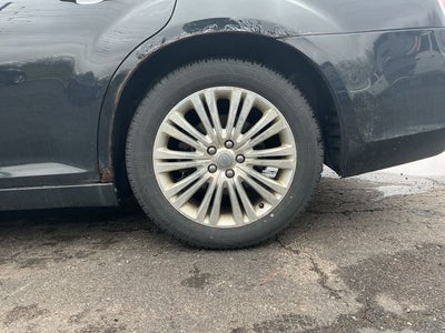 2012 Chrysler 300 Limited