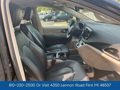 2017 Chrysler Pacifica Touring L